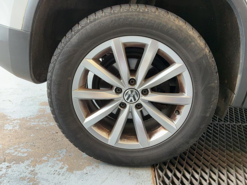 Volkswagen Tiguan 2.0 TDI Lounge Sport & Style 4Motion BlueMotion Tech 2016 – снимка 9