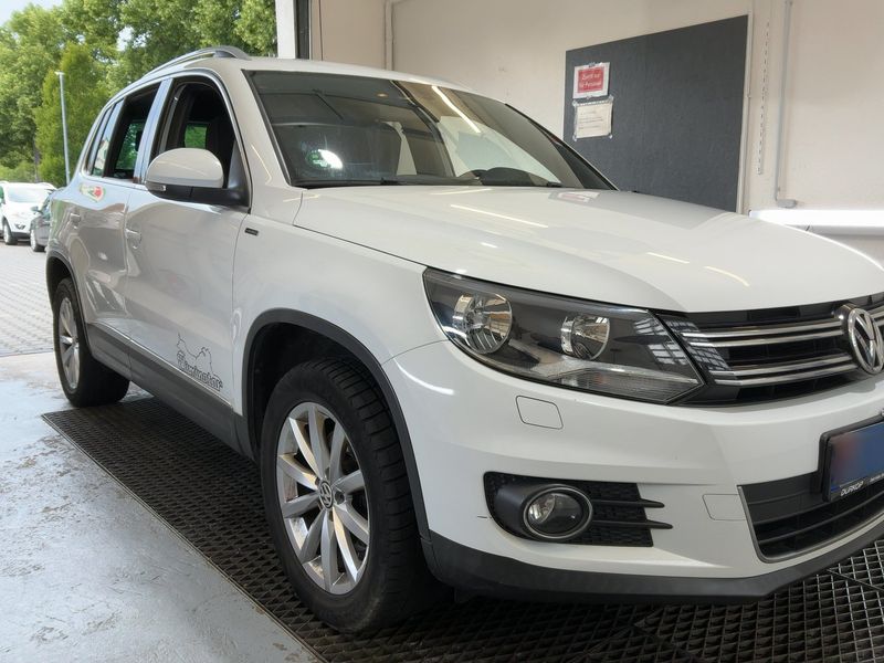 Volkswagen Tiguan 2.0 TDI Lounge Sport & Style 4Motion BlueMotion Tech 2016 – снимка 12