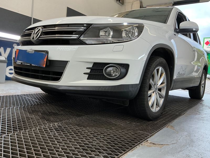 Volkswagen Tiguan 2.0 TDI Lounge Sport & Style 4Motion BlueMotion Tech 2016 – снимка 43