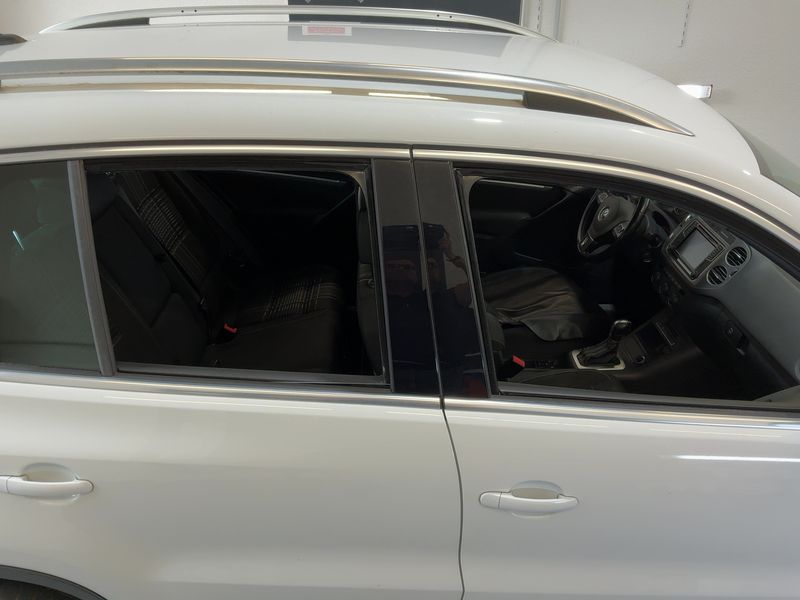 Volkswagen Tiguan 2.0 TDI Lounge Sport & Style 4Motion BlueMotion Tech 2016 – снимка 13