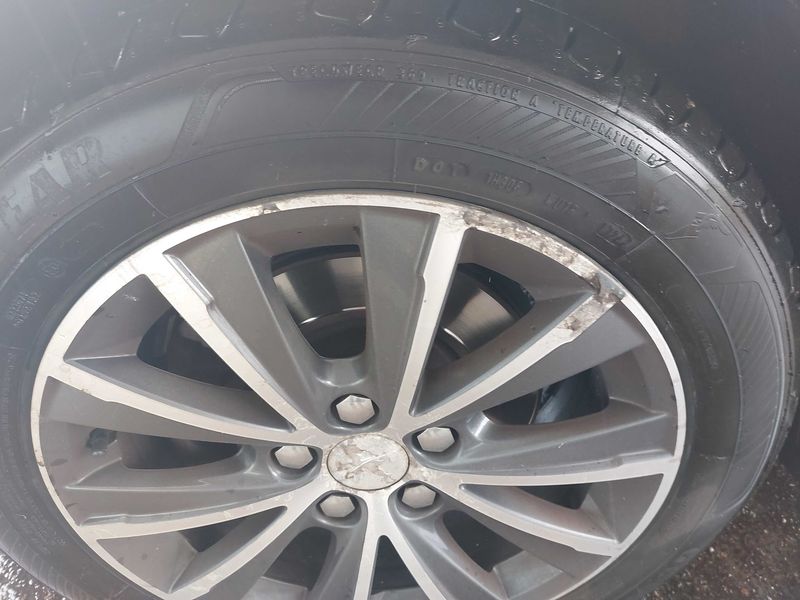 Peugeot 308 1.2 e-THP Allure 2015 – снимка 24
