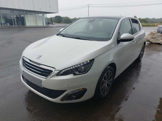 Peugeot 308 1.2 e-THP Allure 2015 – снимка 1