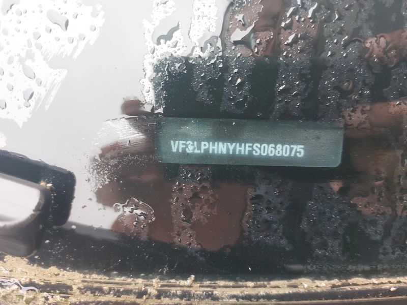 Peugeot 308 1.2 e-THP Allure 2015 – снимка 19