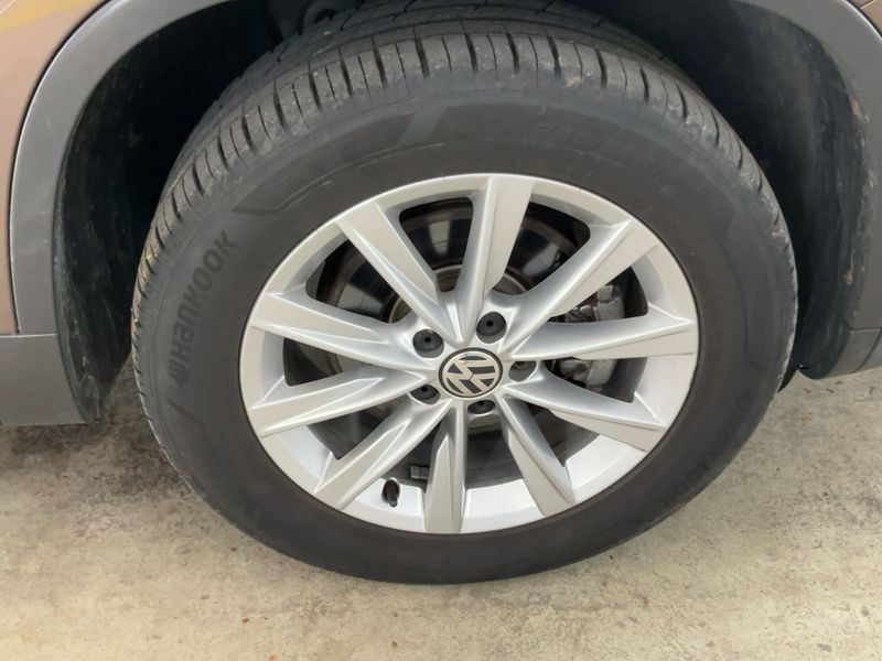 Volkswagen Tiguan 2.0 TDI Sport & Style 4Motion 2012 – снимка 11
