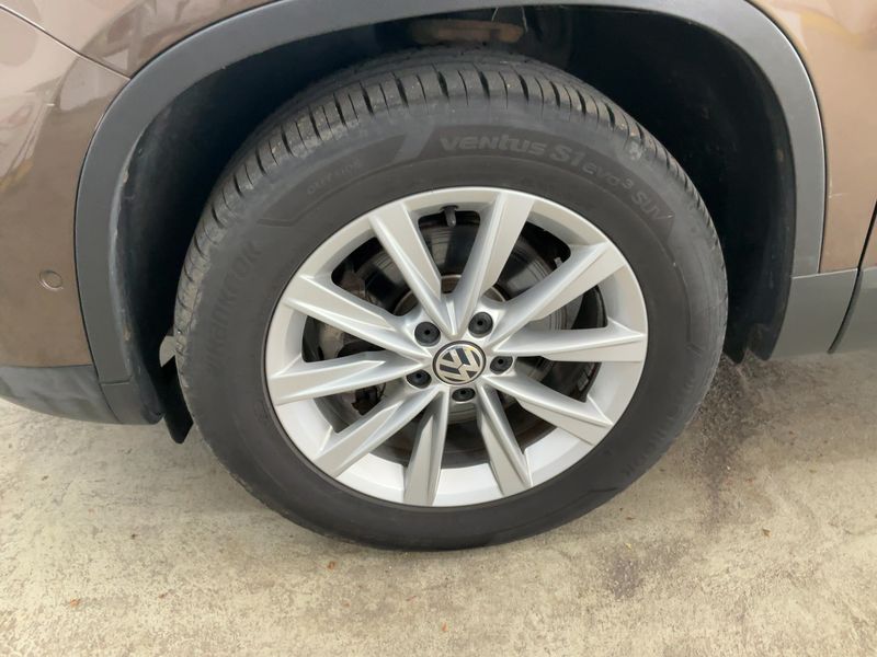 Volkswagen Tiguan 2.0 TDI Sport & Style 4Motion 2012 – снимка 3