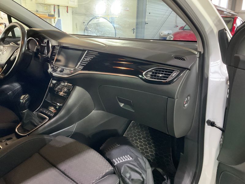 Opel Astra 1.6 CDTI Innovation Start&Stop 2019 – снимка 24