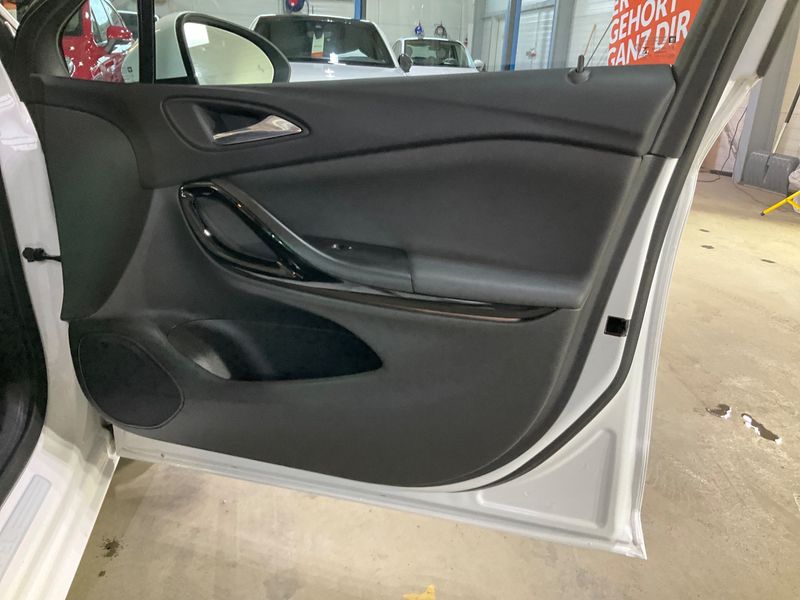 Opel Astra 1.6 CDTI Innovation Start&Stop 2019 – снимка 23
