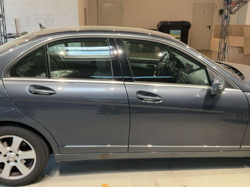 Mercedes-Benz C-Klasse C 180 CGI BlueEfficiency Avantgarde 2010 – снимка 10