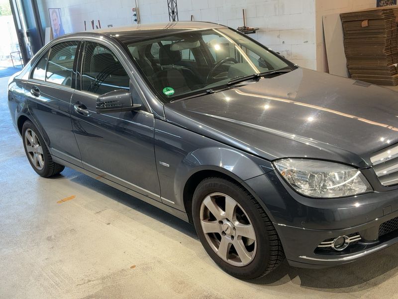 Mercedes-Benz C-Klasse C 180 CGI BlueEfficiency Avantgarde 2010 – снимка 12