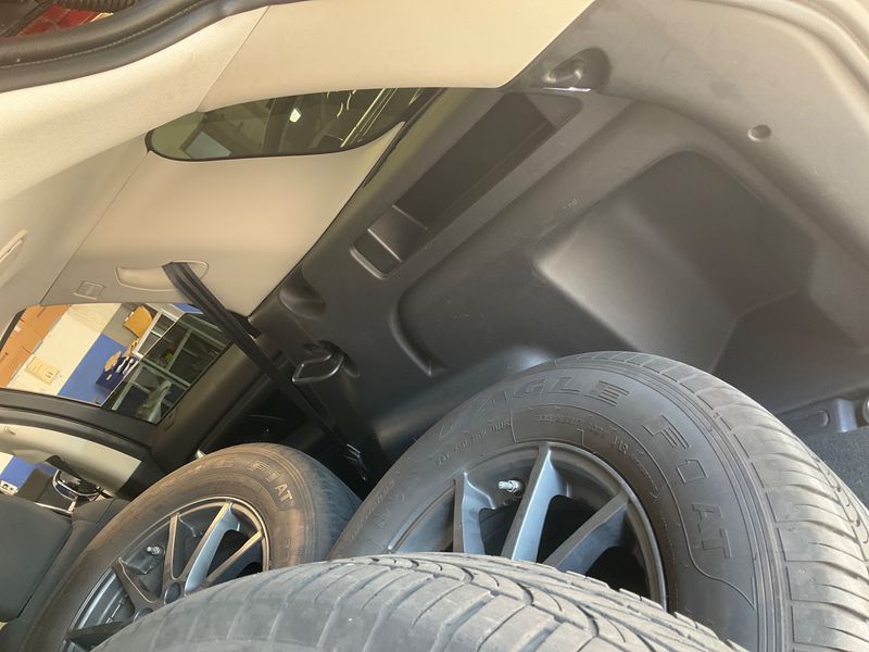 Land Rover Discovery Sport D150 FWD 2020 – снимка 34