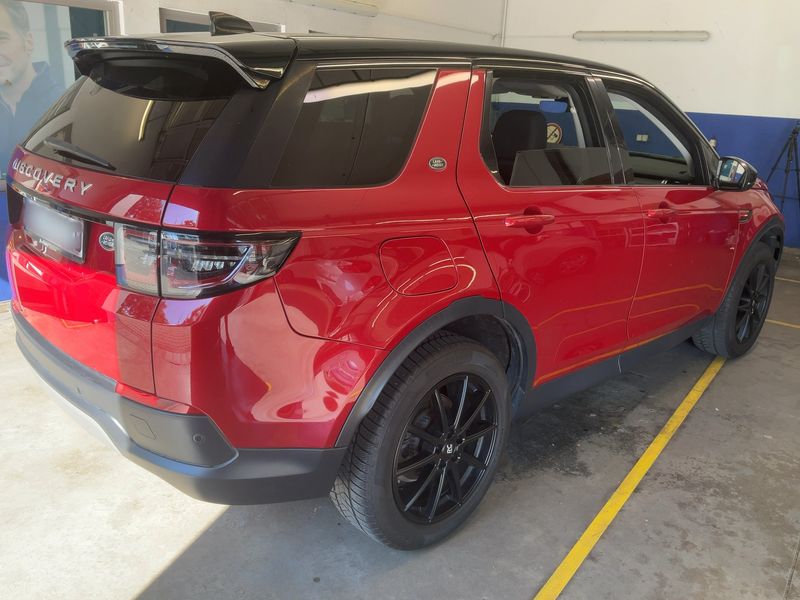 Land Rover Discovery Sport D150 FWD 2020 – снимка 8