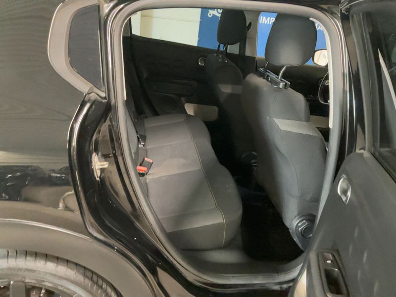Citroen C3 1.2 PureTech Shine 2019 – снимка 19