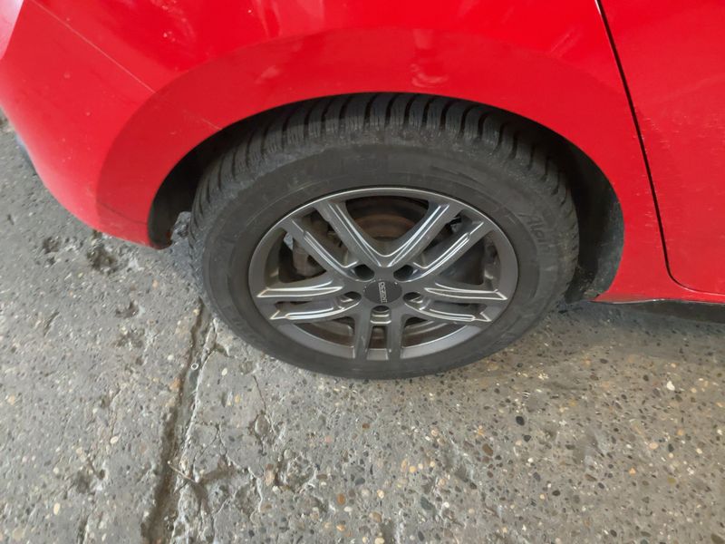 Skoda Fabia 1.0 TSI Monte Carlo 2018 – снимка 9