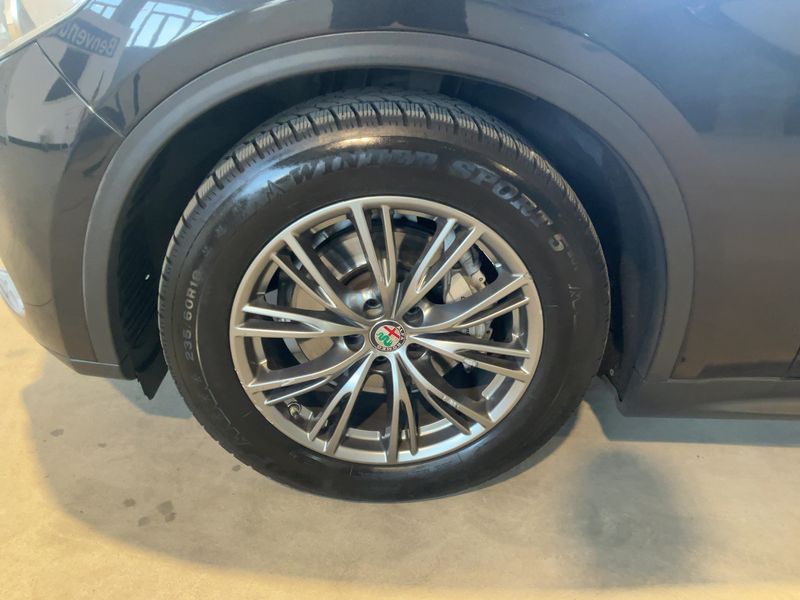 Alfa Romeo Stelvio 2.2 JTDM Executive 2WD 2017 – снимка 3