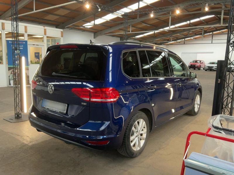 Volkswagen Touran 1.2 TSI Comfortline BlueMotion Tech 2015 – снимка 8
