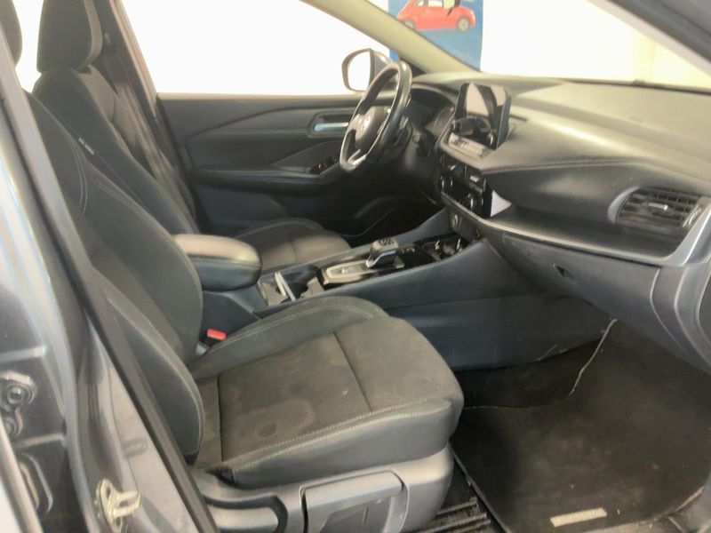 Nissan Qashqai 1.3 DIG-T Mild-Hybrid Acenta 2022 – снимка 16