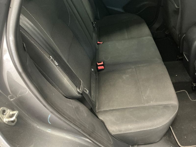 Nissan Qashqai 1.3 DIG-T Mild-Hybrid Acenta 2022 – снимка 28