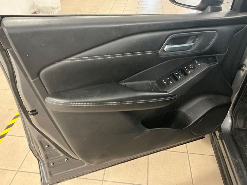 Nissan Qashqai 1.3 DIG-T Mild-Hybrid Acenta 2022 – снимка 30