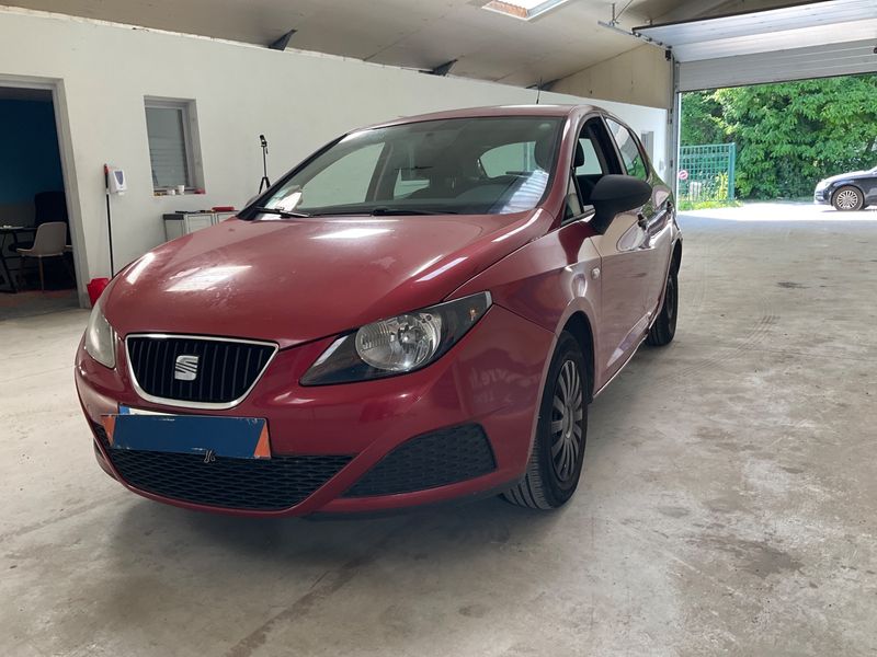 Seat Ibiza 1.2 TDI Reference 2011 – снимка 1