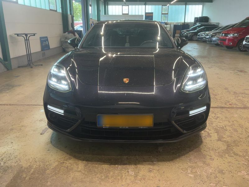 Porsche Panamera Sport Turismo Turbo 2018 – снимка 14