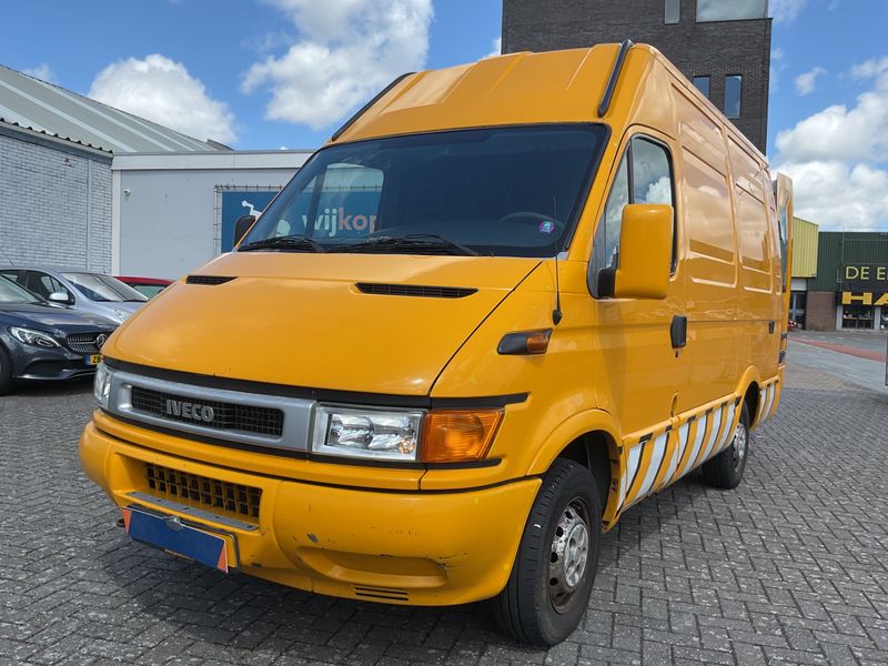 Iveco Daily 2.3 Diesel GKa 35- C 10 2004 – снимка 1
