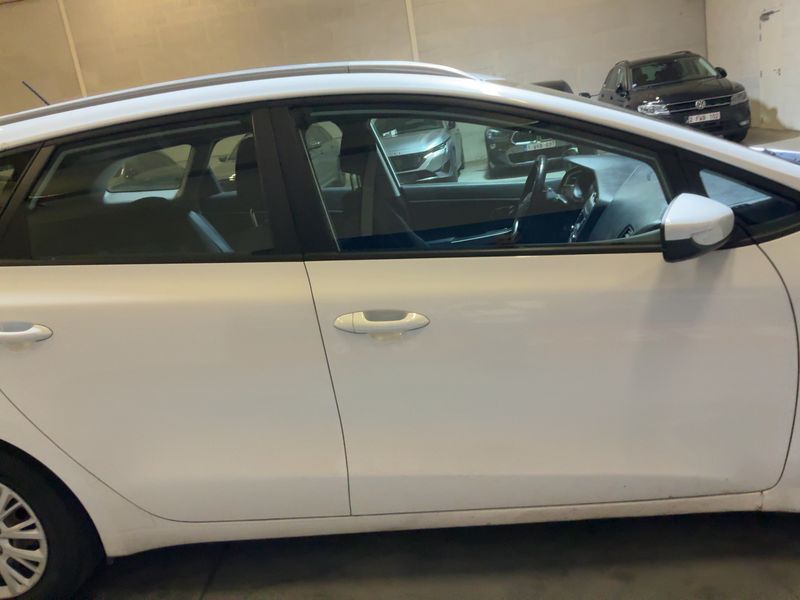 Kia cee'd 1.4 Attract 2016 – снимка 10