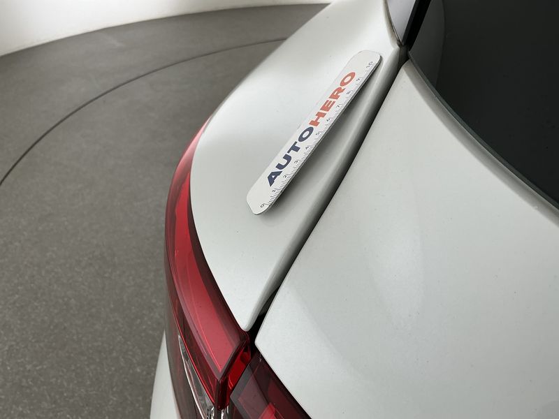Renault Megane 1.3 TCe Limited 2019 – снимка 42