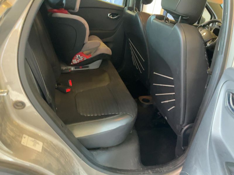 Renault Captur 1.5 dCi Energy Intens 2016 – снимка 19