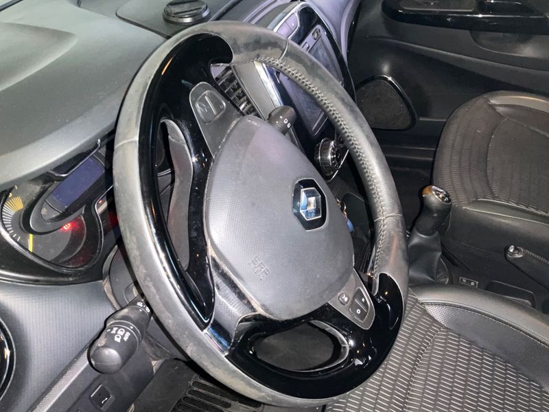 Renault Captur 1.5 dCi Energy Intens 2016 – снимка 26