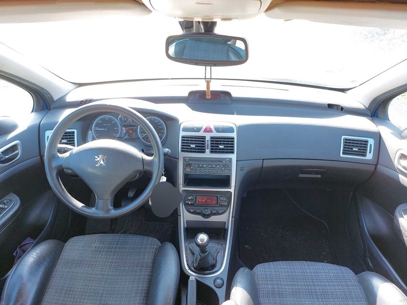 Peugeot 307 2.0 HDi XSI 2003 – снимка 10