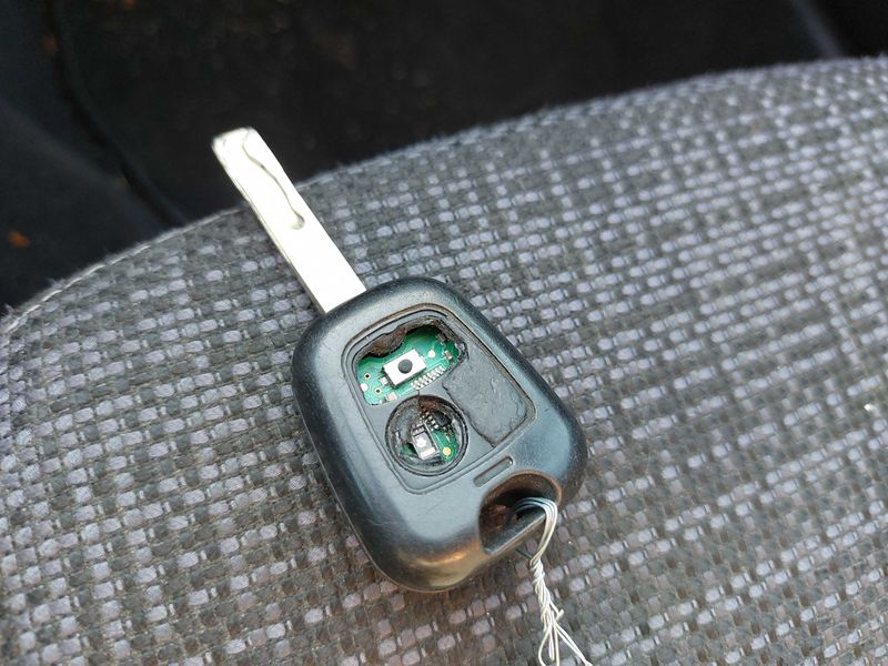 Peugeot 307 2.0 HDi XSI 2003 – снимка 75