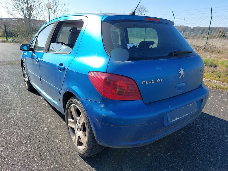 Peugeot 307 2.0 HDi XSI 2003 – снимка 3