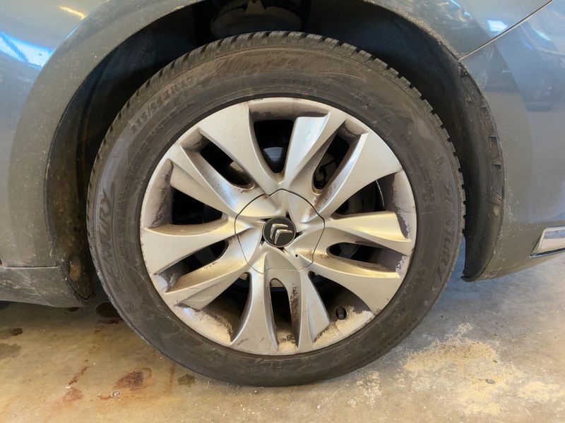 Citroen DS5 1.6 Blue-HDi SoChic 2014 – снимка 11