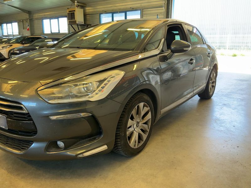 Citroen DS5 1.6 Blue-HDi SoChic 2014 – снимка на щета 2