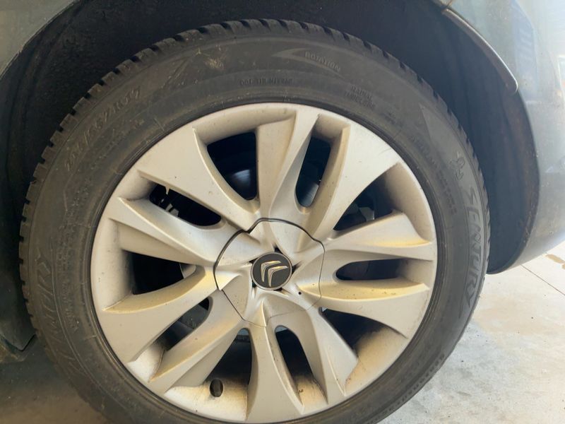 Citroen DS5 1.6 Blue-HDi SoChic 2014 – снимка 5