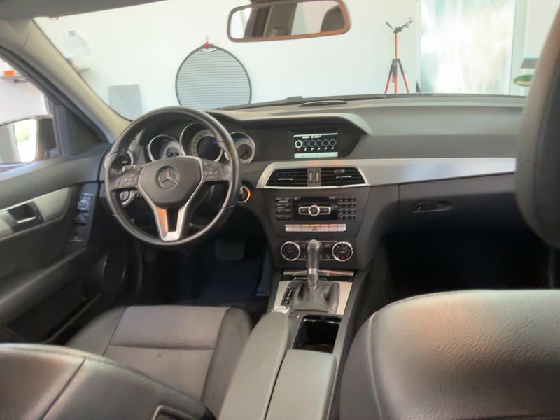 Mercedes-Benz C-Klasse C 180 CGI T BlueEfficiency Avantgarde 2014 – снимка 17