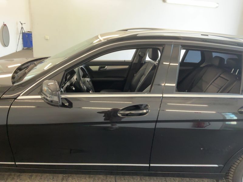 Mercedes-Benz C-Klasse C 180 CGI T BlueEfficiency Avantgarde 2014 – снимка 4