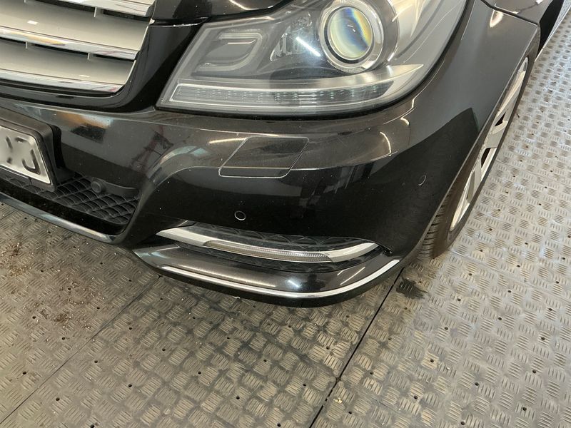 Mercedes-Benz C-Klasse C 180 CGI T BlueEfficiency Avantgarde 2014 – снимка 47
