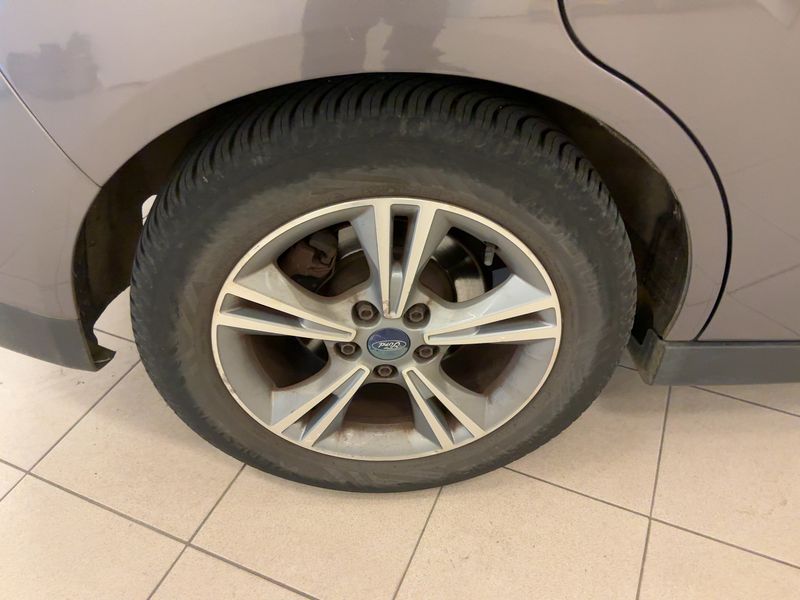 Ford C-Max 1.6 TDCi Trend 2015 – снимка 19