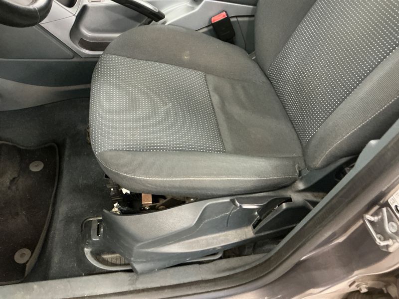 Ford C-Max 1.6 TDCi Trend 2015 – снимка на щета