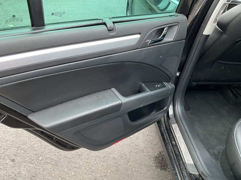 Skoda Superb 2.0 TDI Elegance 2015 – снимка 26