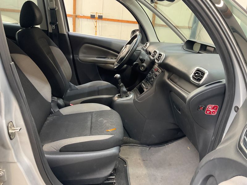 Citroen C3 Picasso 1.6 VTi Tendance 2009 – снимка 3