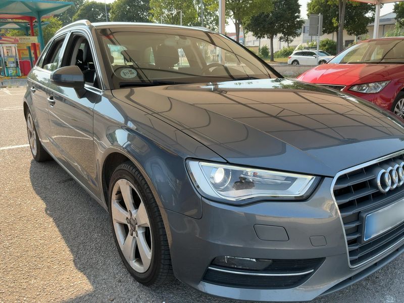 Audi A3 Sportback 2.0 TDI Ambiente 2014 – снимка 12