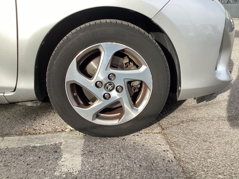 Toyota Yaris 1.5 Hybrid 2016 – снимка 11
