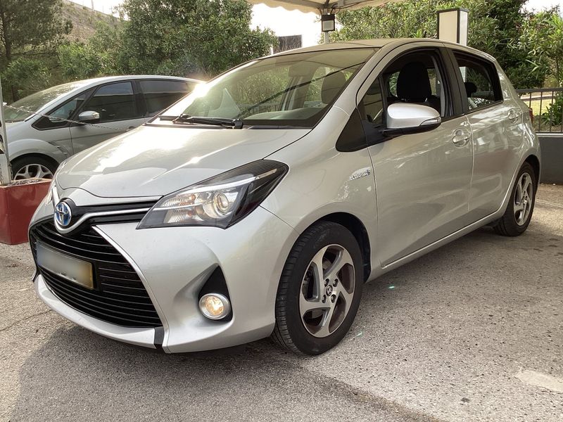 Toyota Yaris 1.5 Hybrid 2016 – снимка 1