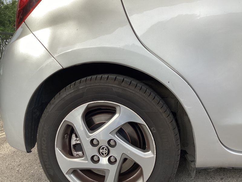 Toyota Yaris 1.5 Hybrid 2016 – снимка 22