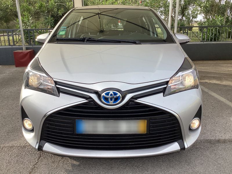 Toyota Yaris 1.5 Hybrid 2016 – снимка 14