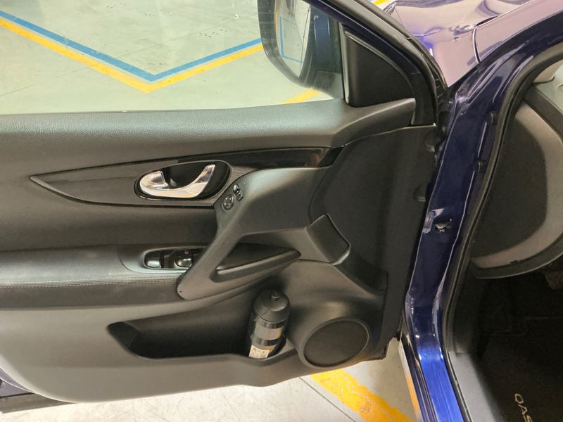 Nissan Qashqai 1.5 Turbodiesel Connect Edition 2014 – снимка 32