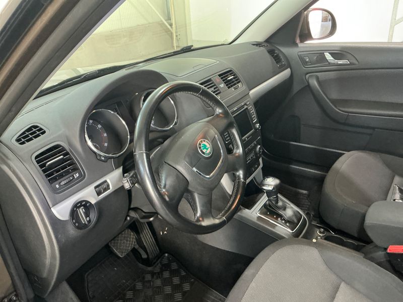 Skoda Yeti 1.2 TSI Ambition Plus Edition 2010 – снимка 32