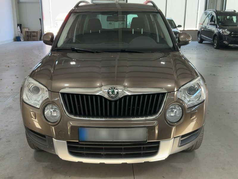 Skoda Yeti 1.2 TSI Ambition Plus Edition 2010 – снимка 14